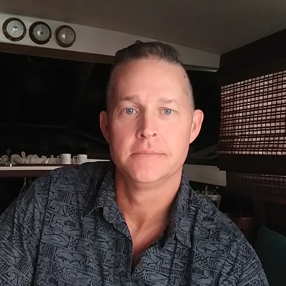 Meet your Posher, Chris - Picture 1 of 1